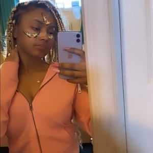 Meet your Posher, Alyssa